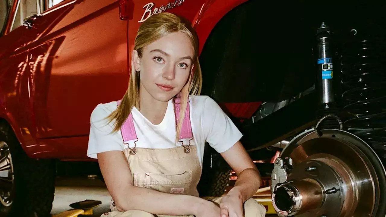 Sydney Sweeney's Workwear Collection With Ford and Dickies Is a Study in  Personal Style