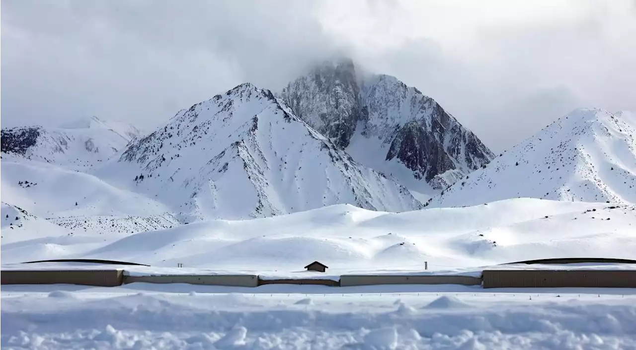 Potent storm slams California with snow, rain, wind; wintry weather spreads across Plains, Midwest