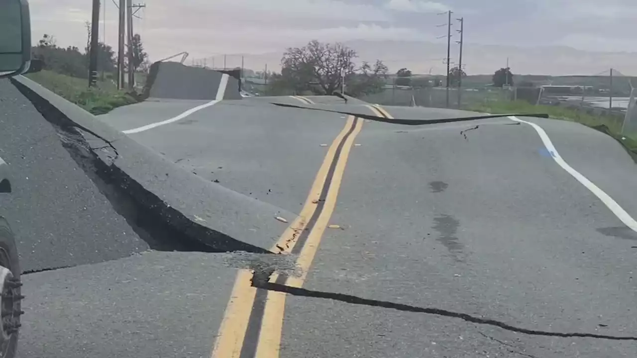 Marin Co. mudslide severely damages, buckles 100-foot stretch of road next to Hwy 101