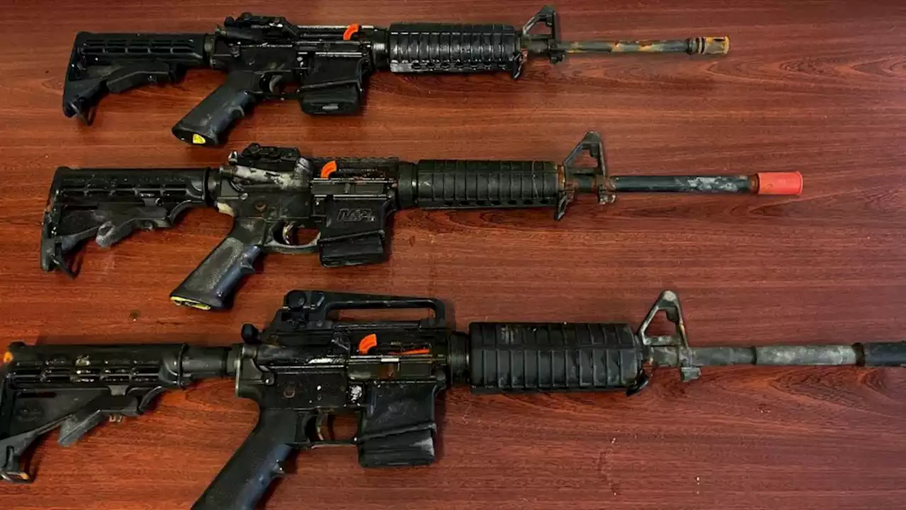 NYPD uncovers cache of weapons submerged in Jamaica Bay