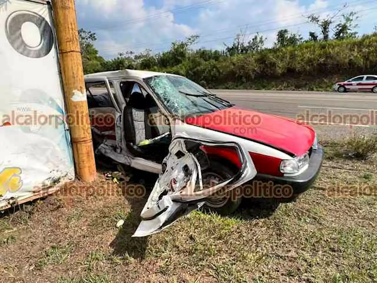 Fuerte choque en carretera Jáltipan-Acayucan deja un muerto y un herido