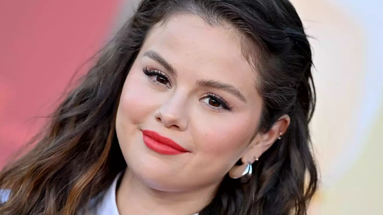 Unsurprisingly, Selena Gomez Makes a Beautiful Bride