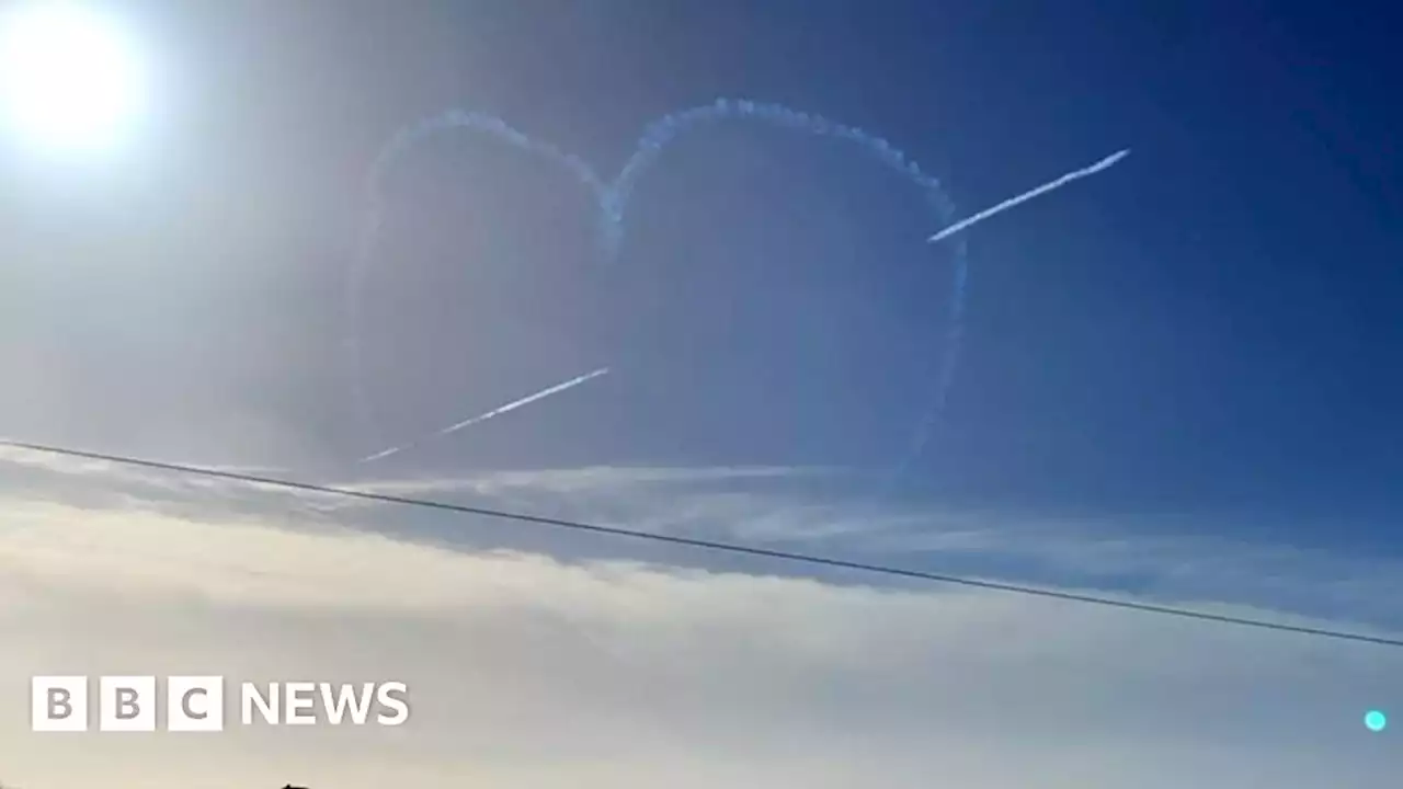 Watch the moment jets create enormous heart in sky