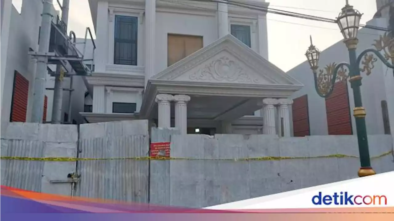 Rumah Wahyu Kenzo di Kayutangan Kota Malang Disegel Bareskrim