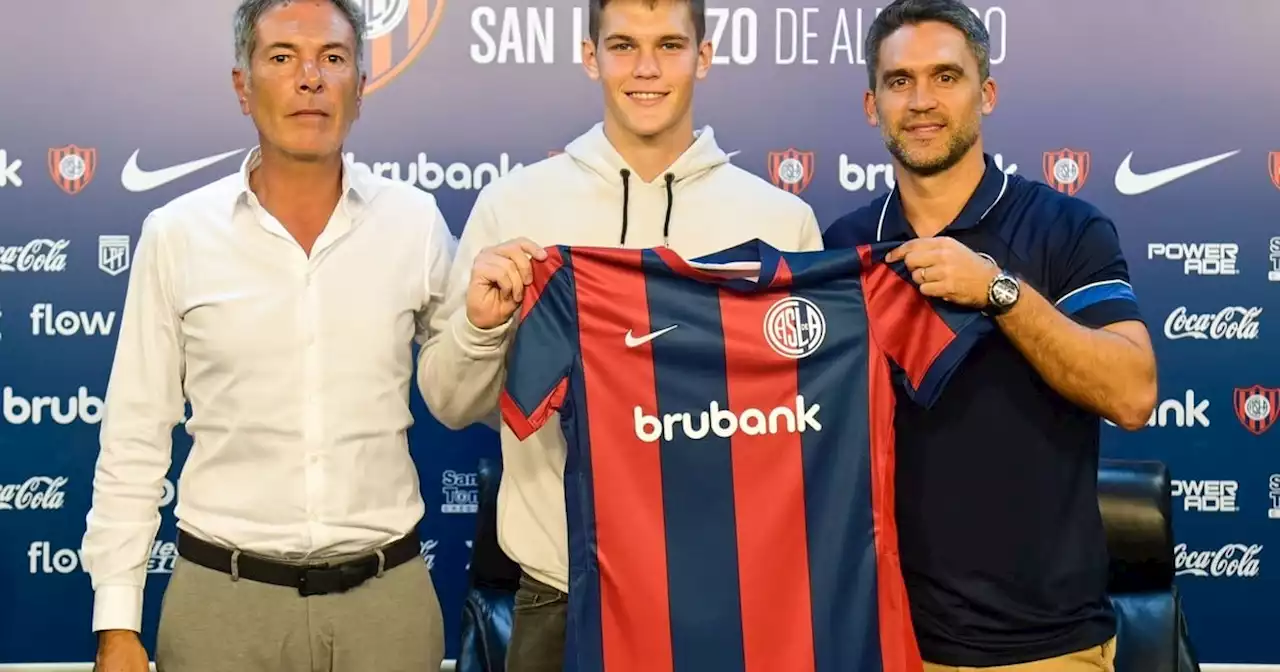 El juvenil de San Lorenzo que extendió contrato