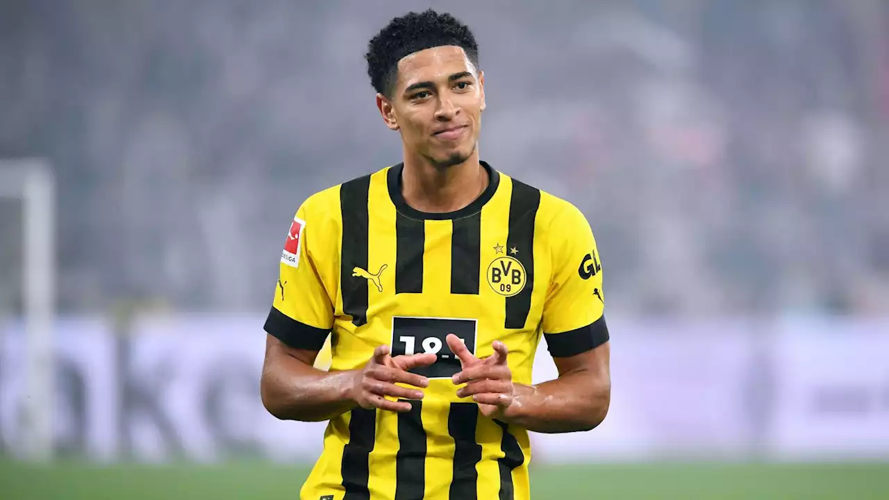 Sheikh Jassim wants top Liverpool target as 'marquee' Man Utd signing with Ten Hag to get 'huge war chest' - Football365