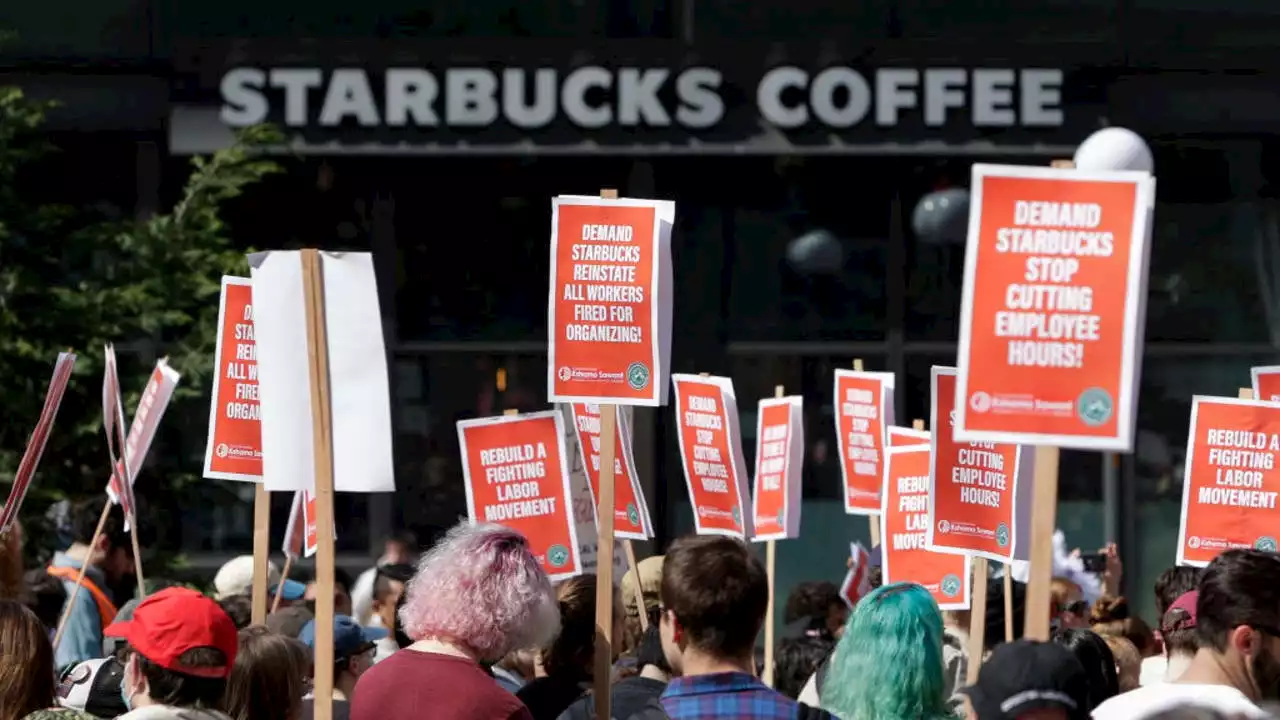 Starbucks workers protest before annual shareholder meeting