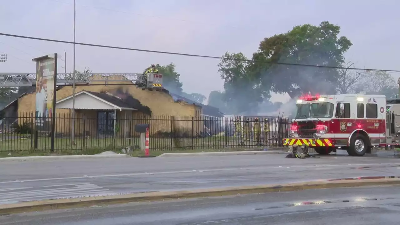 Former church damaged in fire in northwest Harris County