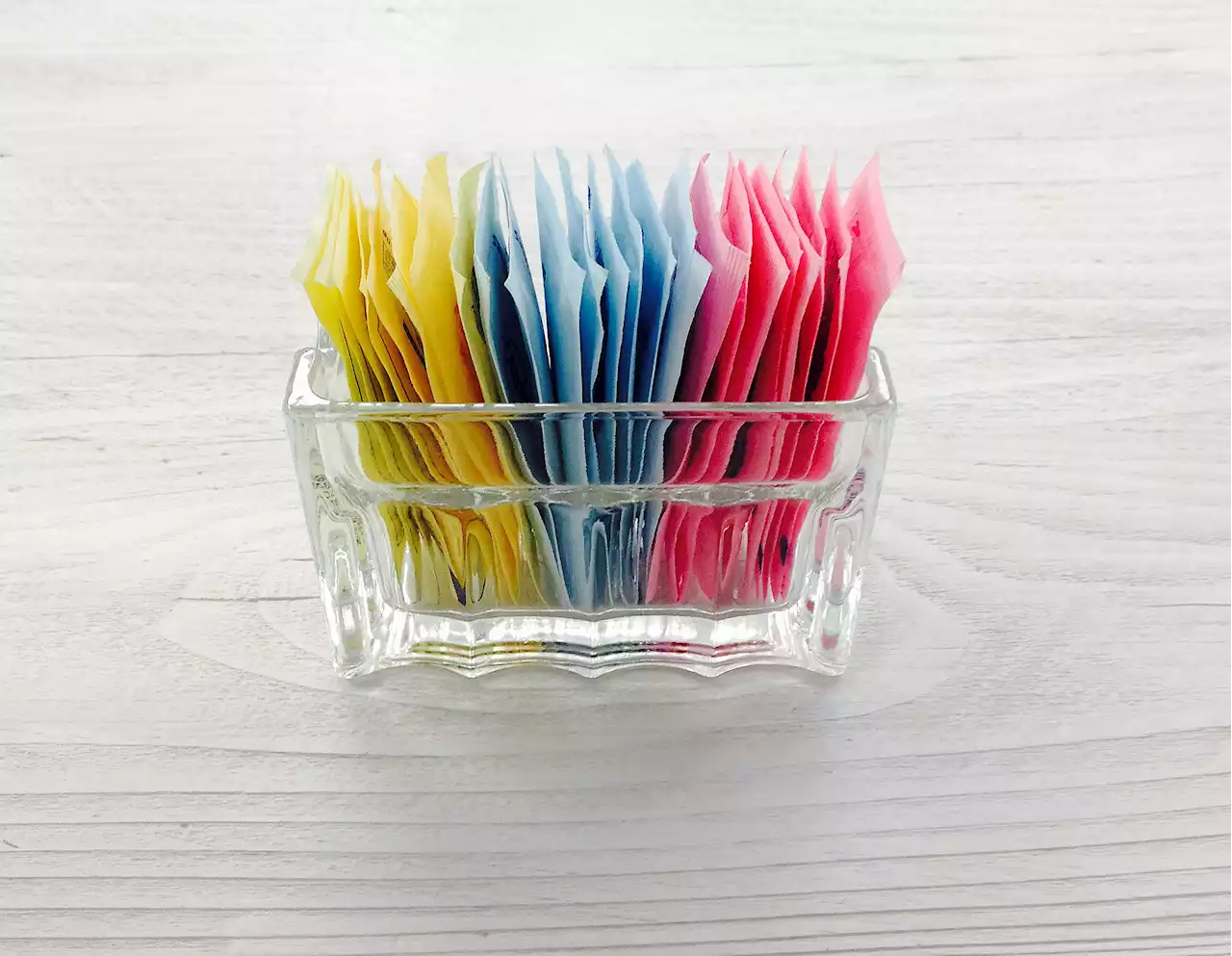 Artificial Sweeteners: Side Effects And Health Risks To Know