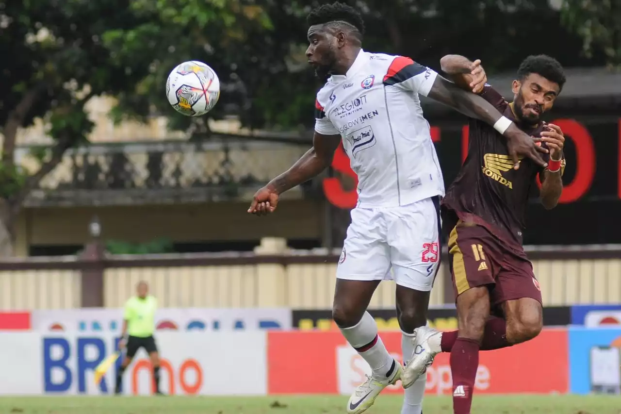 Banyak Pemain Puasa, Pelatih Arema FC Upayakan Latihan Jadi Malam Hari