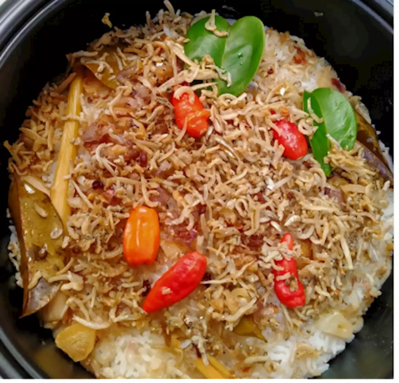 Menu Sahur Cek, Resep Nasi Liwet Rice Cooker