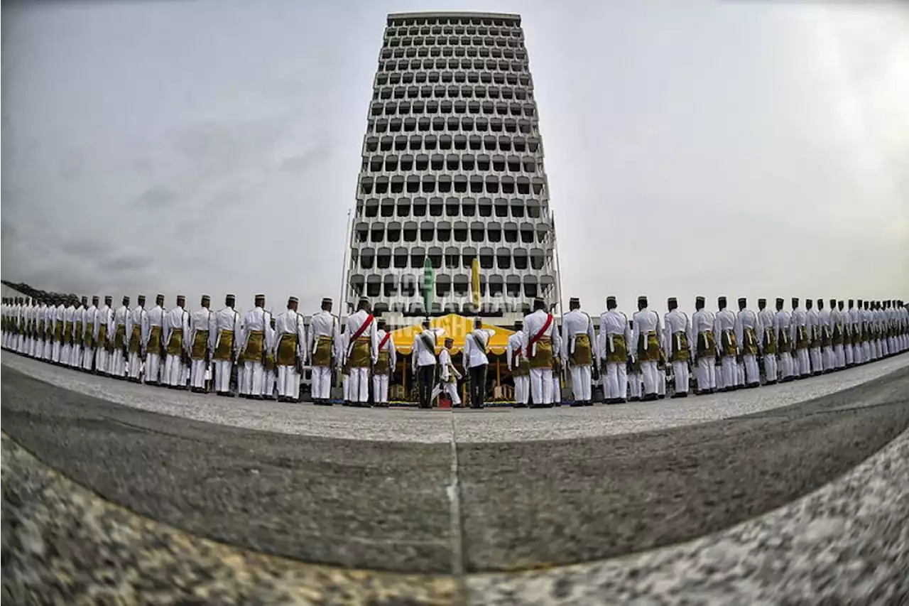 Cadangan MRSM berbayar, kos haji tumpuan Dewan Rakyat hari ini | The Malaysian Insight