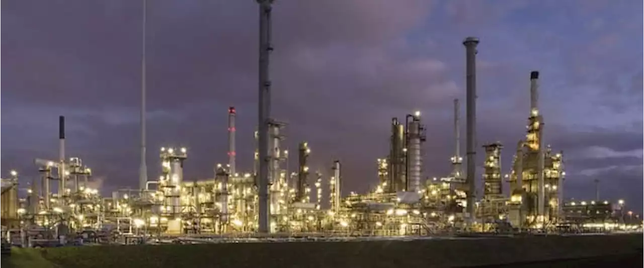 Oil Tankers Rerouted To Rotterdam As Strikes In France Continue | OilPrice.com