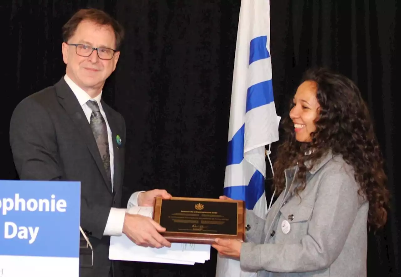 Le Cercle des Canadiens Français de Prince George receives award