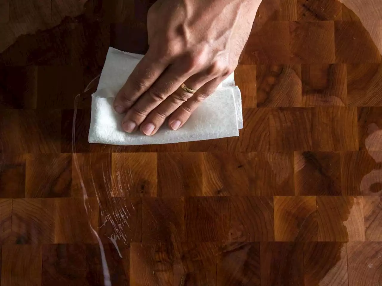 Do You Need An Expensive Wooden Cutting Board?