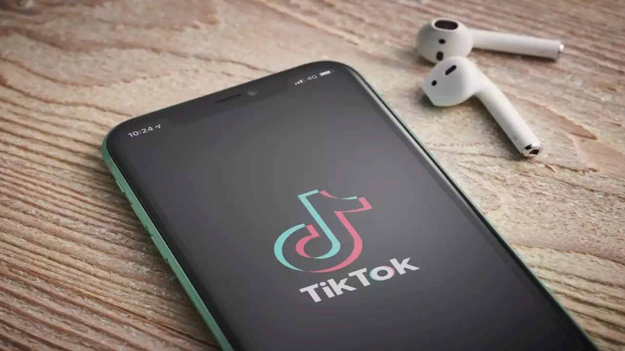 US regulator calls for Australia to ban TikTok