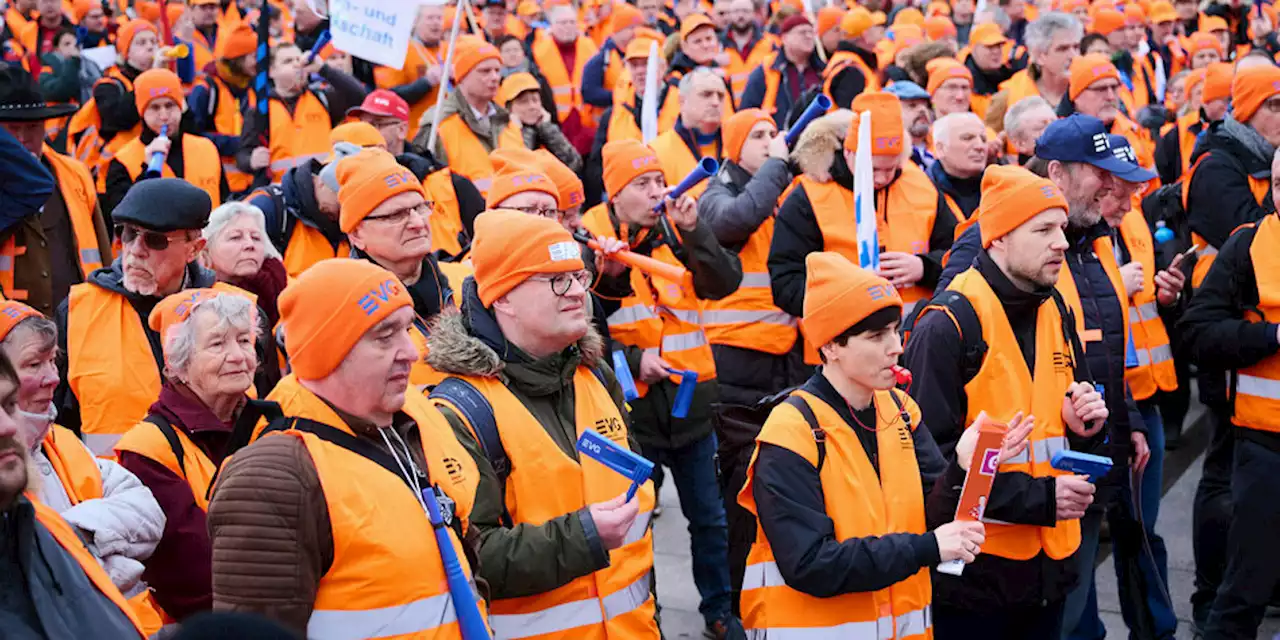 Streik im Nah- und Fernverkehr am Montag: Deutschland aus dem Verkehr ziehen