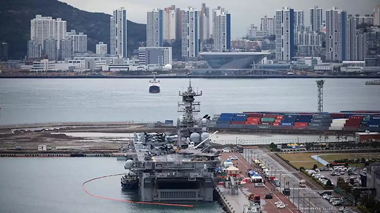 Kapal Perang Amfibi Serbu AS, Makin Island Bersandar di Korea Selatan