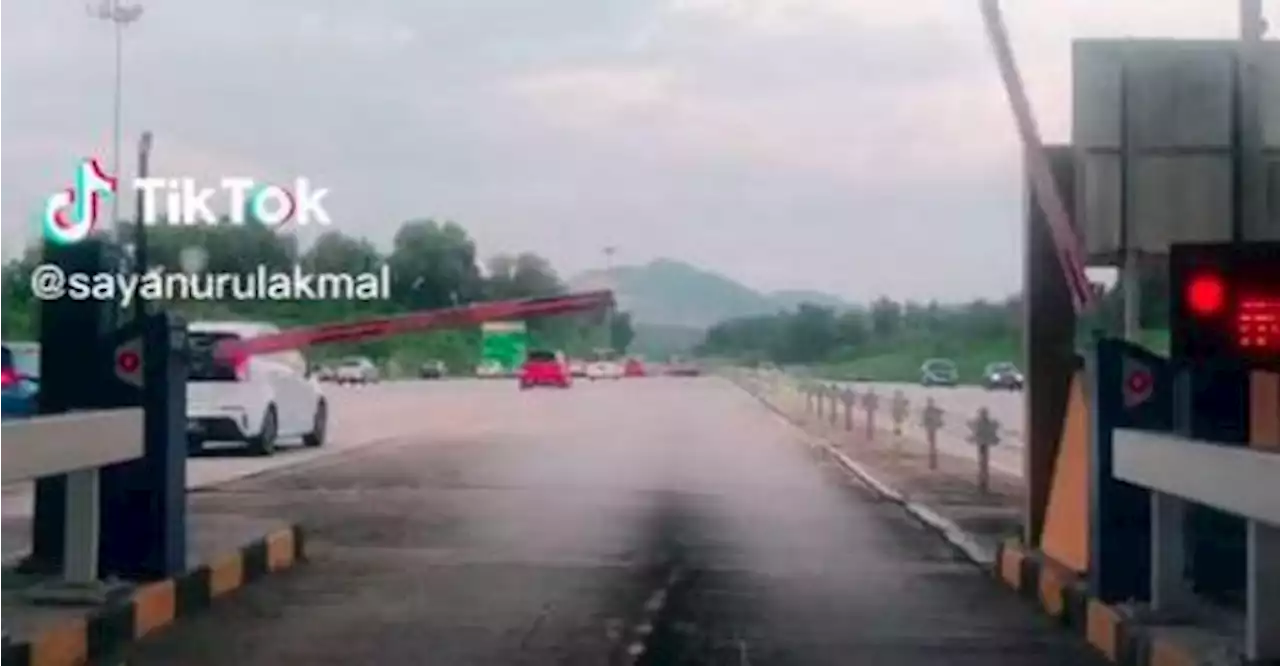 Driver shares hilarious encounter with malfunctioning toll booth boom gates on TikTok