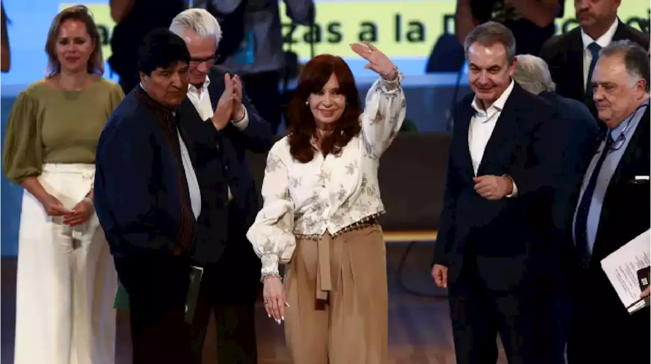 Por fin Cristina Kirchner y Alberto Fernández acuerdan algo: destruir la diplomacia argentina