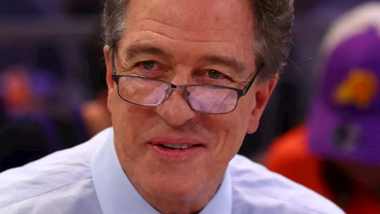 Kevin Harlan 'embarrassed' by video of call of Furman’s NCAA Tournament upset of Virginia