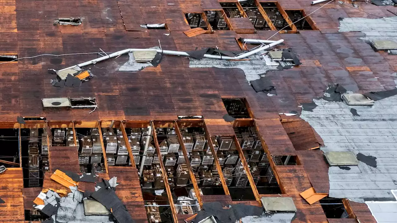 Rare tornado near Los Angeles rips building roofs; 1 injured