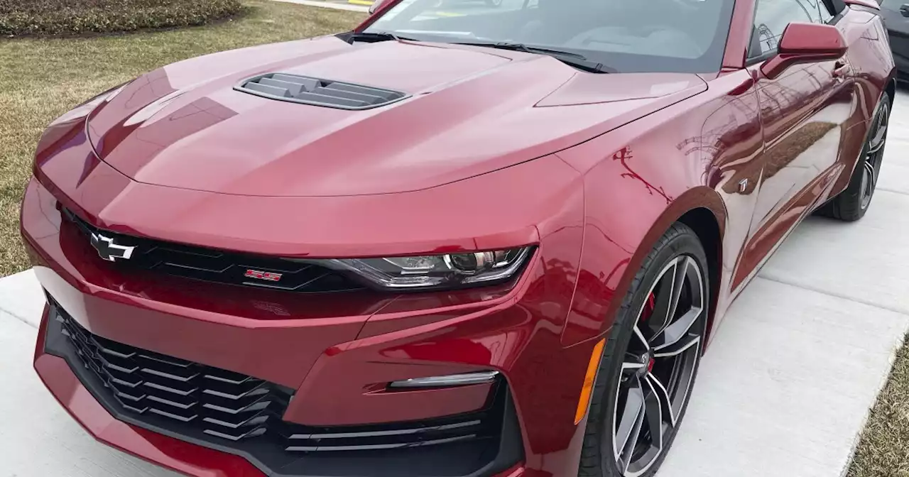 GM to stop making Chevy Camaro, leaving muscle car's future uncertain