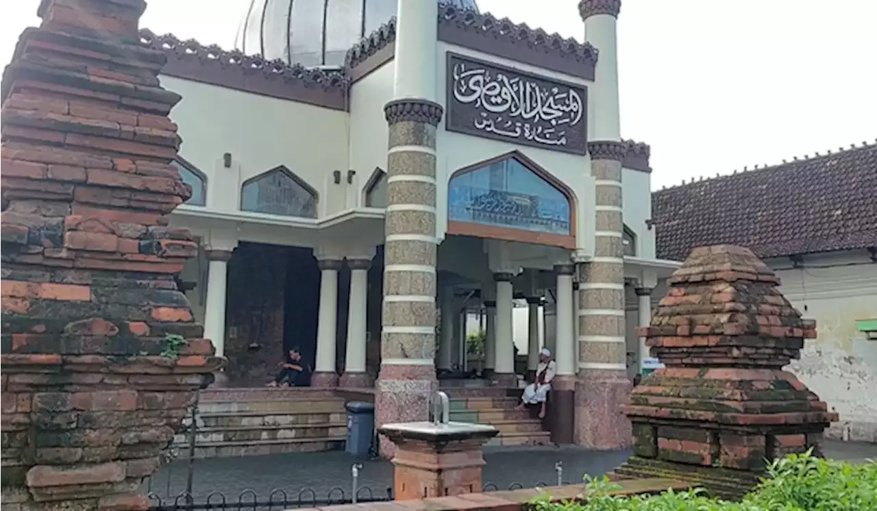 Masjid Al Aqsa Menara Kudus Simbol Toleransi Peninggalan Sunan Kudus