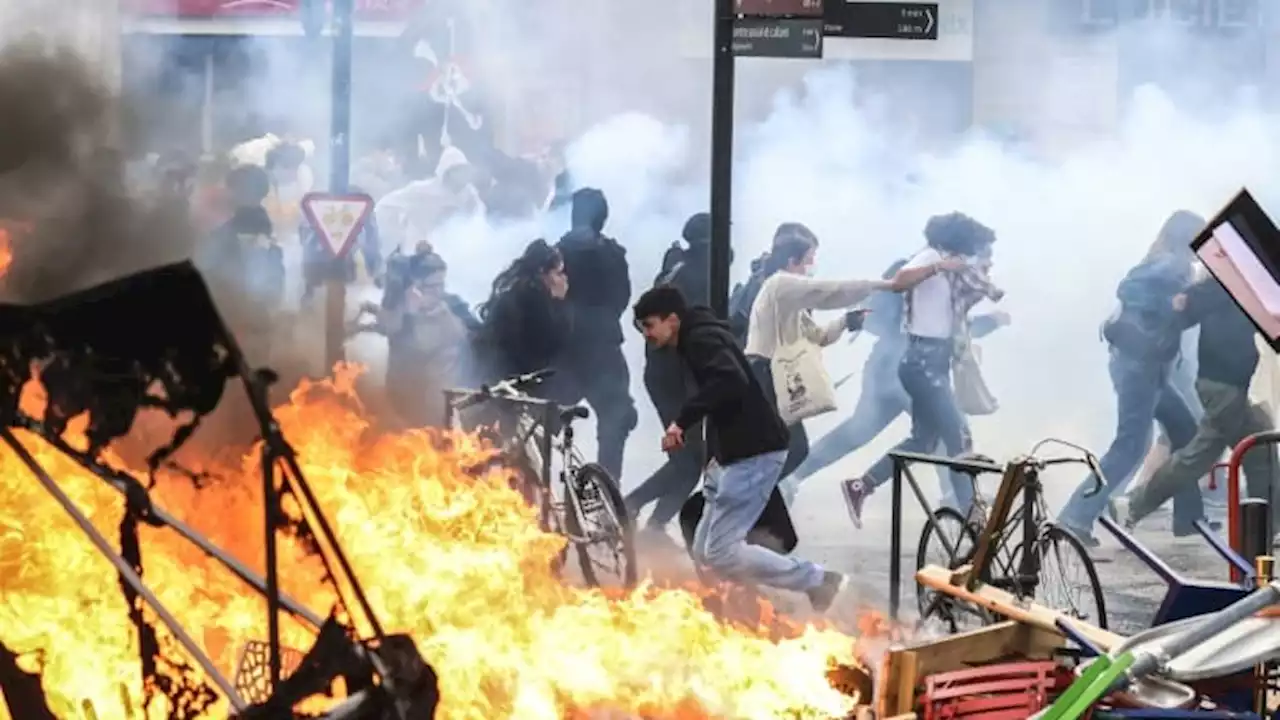 127 interpellations, 14 policiers à l'hôpital: le bilan de la manifestation parisienne du 23 mars