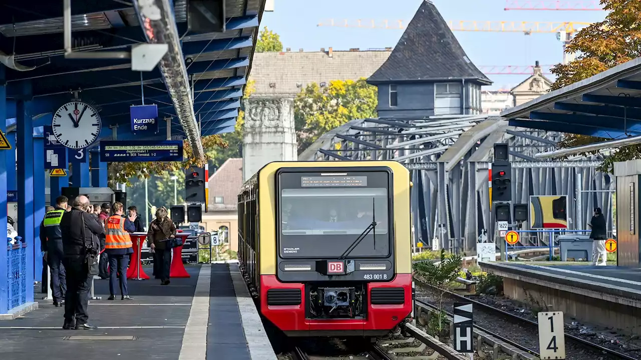 Zugverkehr der S8, S2 und S85 unterbrochen