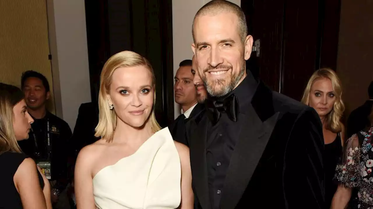 Reese Witherspoon announces divorce from husband Jim Toth | CNN