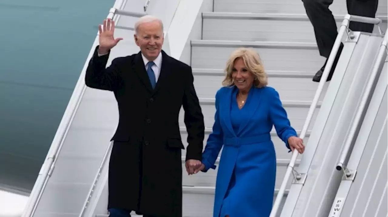 Sophie Grégoire Trudeau to introduce FLOTUS to curling during first lady's visit