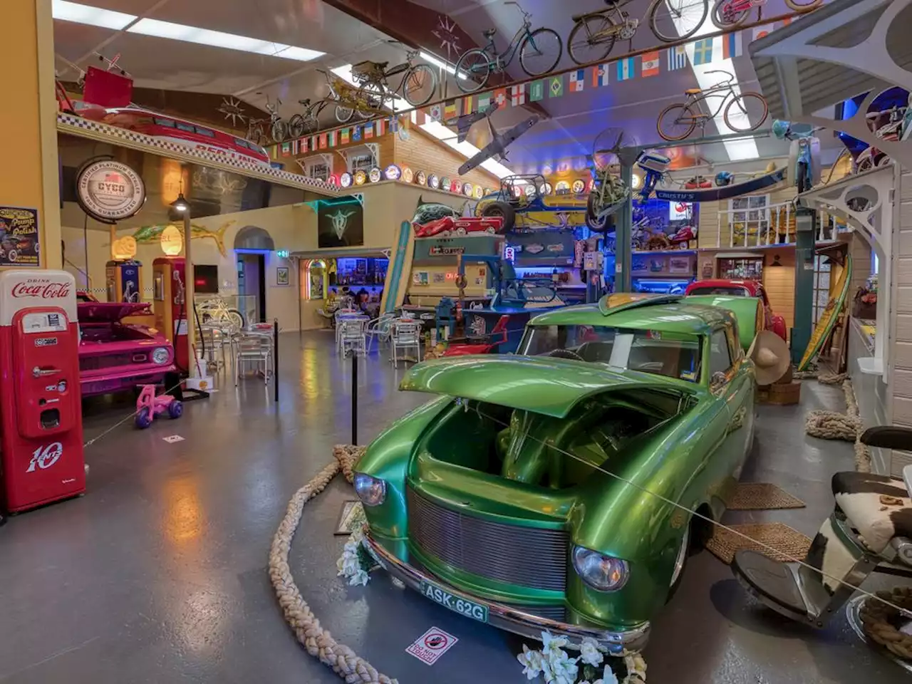 Ultimate man cave for sale complete with hot rods, retro diner in Kurmond NSW - realestate.com.au