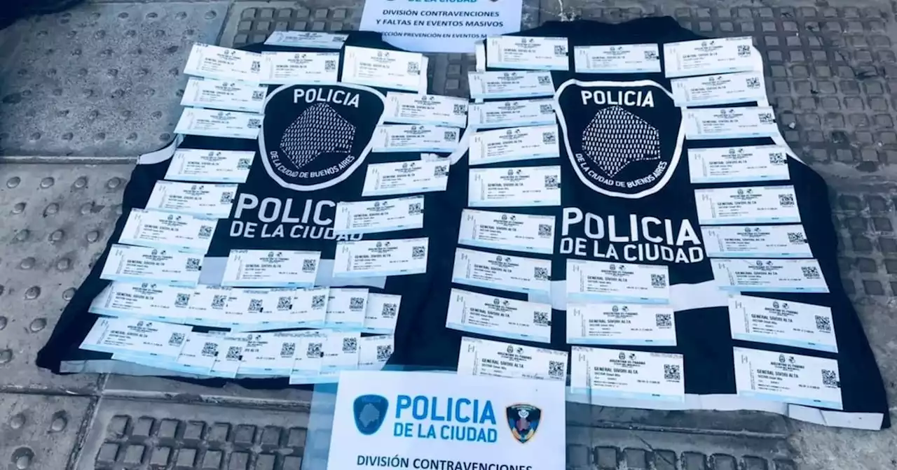 Dos detenidos por venta de entradas falsas en la previa del partido de Argentina