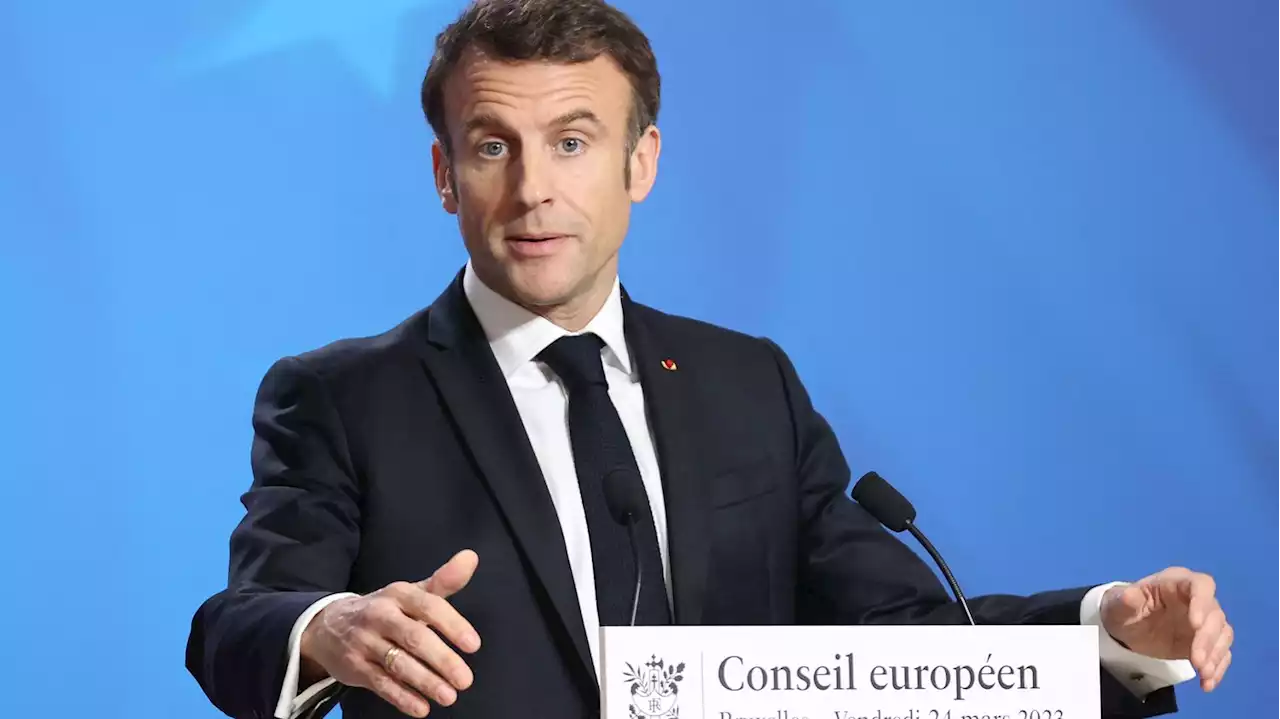 Emmanuel Macron 'à disposition de l'intersyndicale' : 'S'il nous dit qu'il nous reçoit sur des sujets annexes, nous ne souhaitons pas y aller', répond la FSU