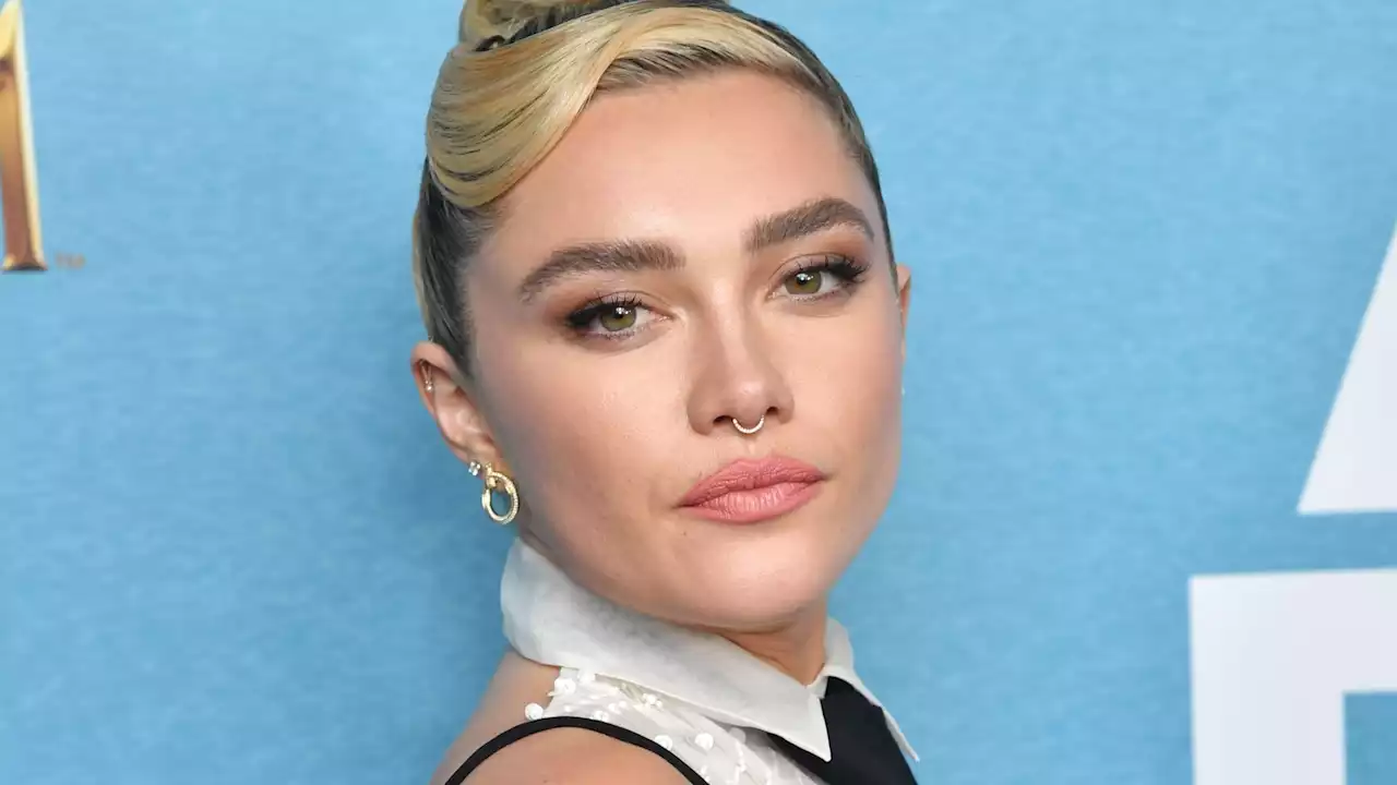 Florence Pugh à tomber en robe transparente et culotte apparente : la naked dress n’a jamais été aussi stylée - Grazia