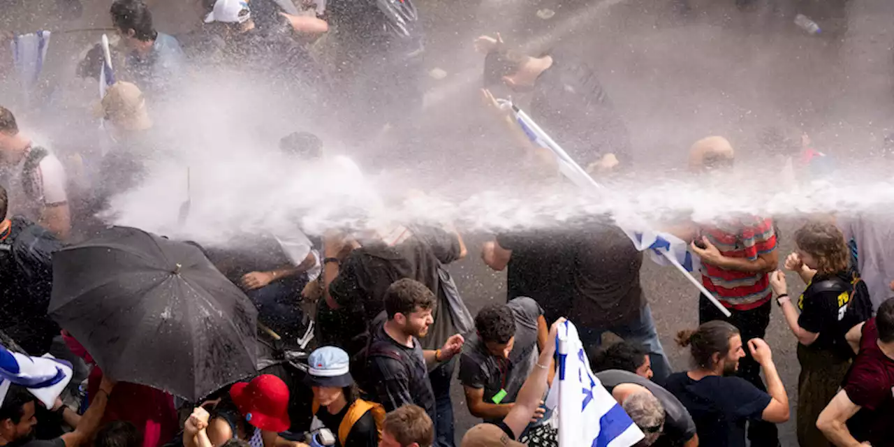 Netanyahu vuole andare avanti con la riforma della giustizia, nonostante le proteste - Il Post