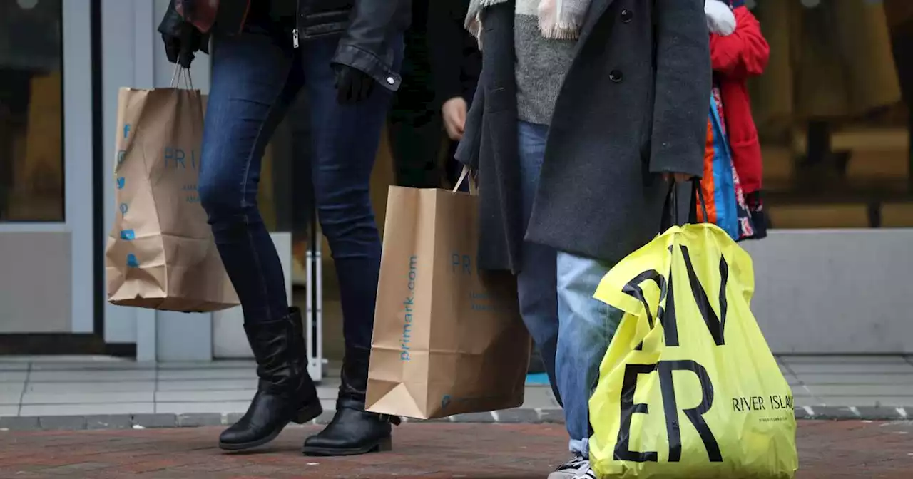British retail sales jump as consumer confidence improves