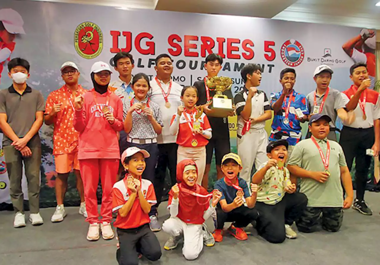 Bibit Muda Bermunculan di Turnamen Indonesia Junior Golf