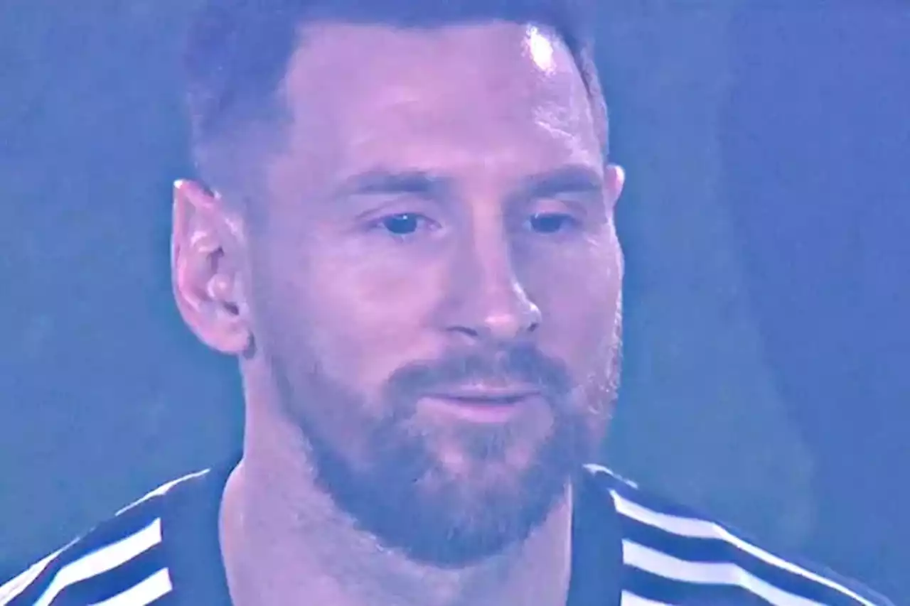 Lionel Messi y el Dibu Martínez se emocionaron antes del partido con Panamá