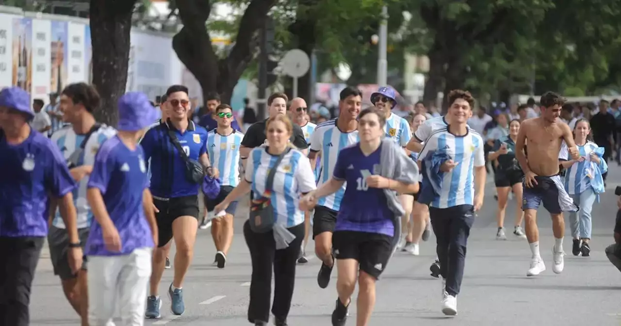 Los hinchas de Panamá no pudieron ingresar con la camiseta de su seleccionado al Monumental | Fútbol | La Voz del Interior