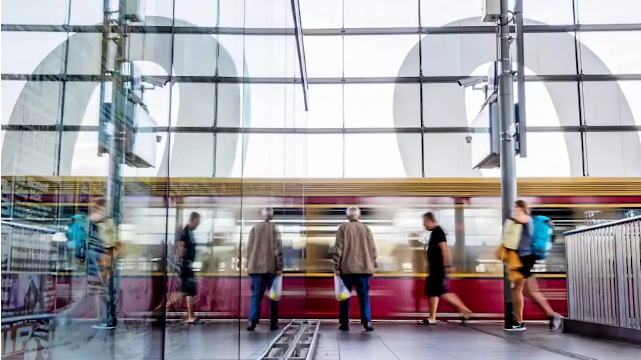 Trotz Warnstreik: Viele Geschäfte an S-Bahnhöfen öffnen trotdem