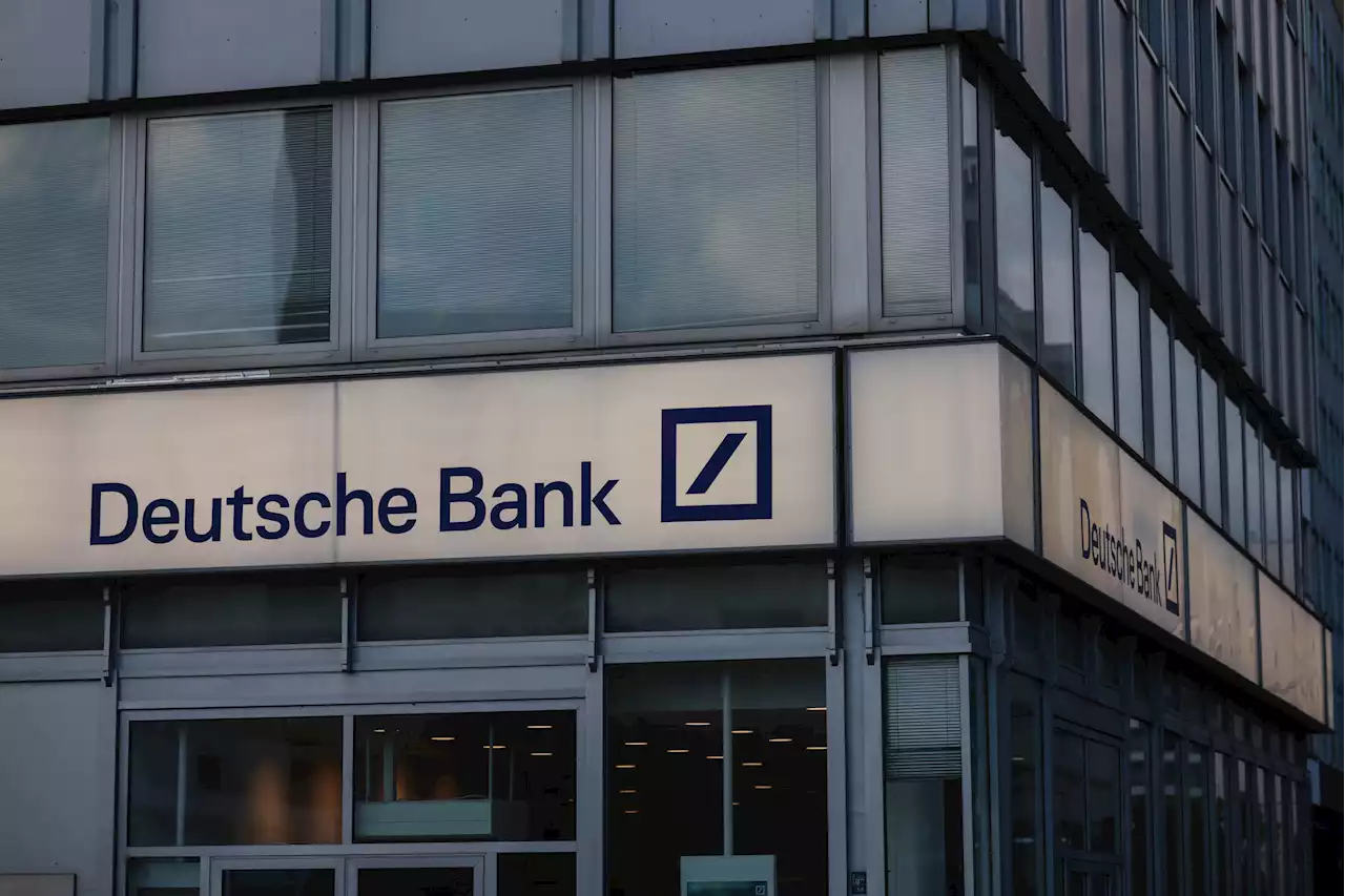 Deutsche bank collapse risk grows as experts wait for next 'domino to fall'