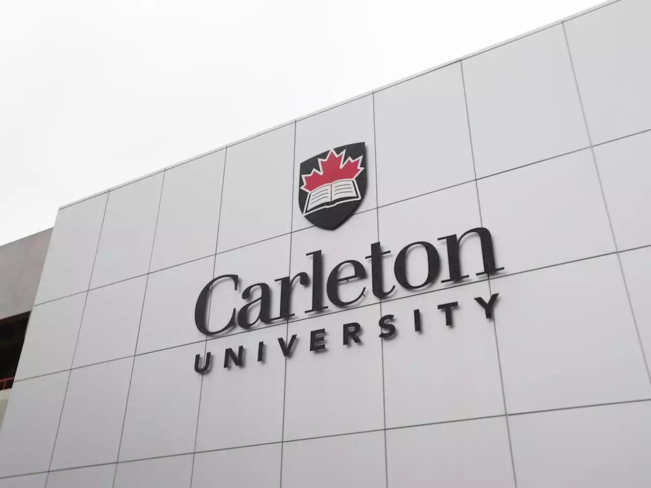 Negotiations ongoing between Carleton University, teaching assistants and contract instructors as clock ticks to Monday strike deadline