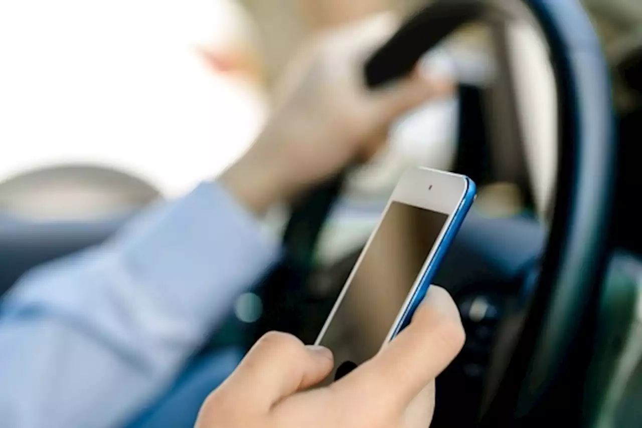 Majority of Ontarians think distracted driving biggest threat to road safety