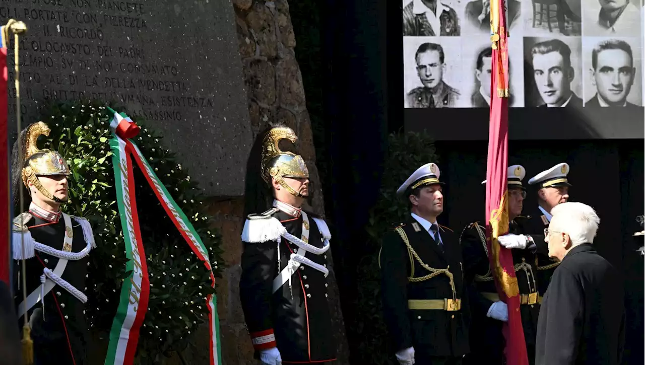 Fosse Ardeatine, Mattarella omaggia le 335 vittime. Meloni: 'Ferita profonda e dolorosa. La memoria è un dovere civico'