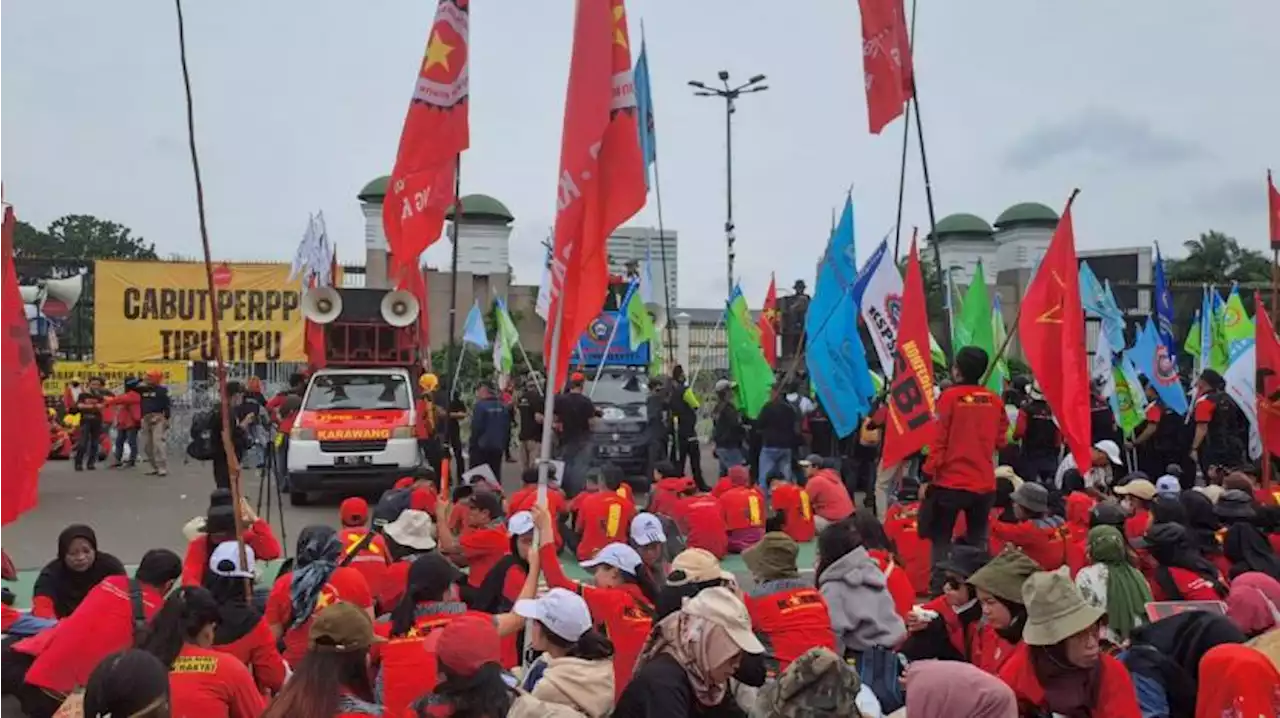 Serikat Buruh Rencanakan Mogok Nasional Tiga Hari Tolak UU Cipta Kerja |Republika Online