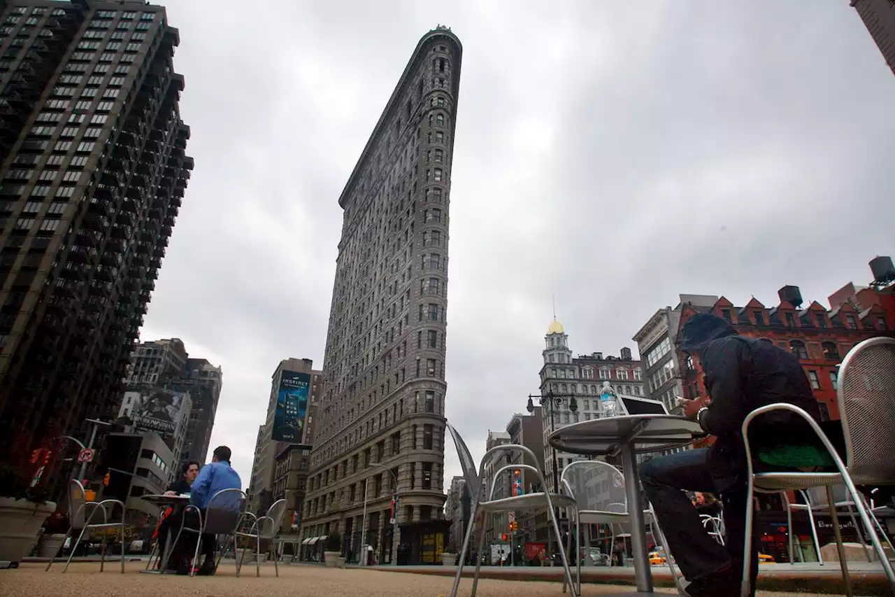 New York : le célèbre gratte-ciel Flatiron vendu 190 millions de dollars aux enchères