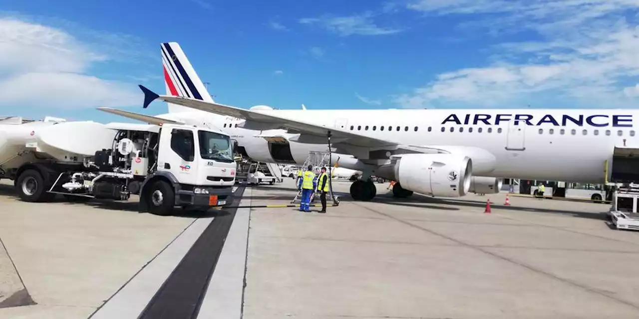 Réforme des retraites : l’Aviation civile demande d’annuler un tiers des vols dimanche à Orly