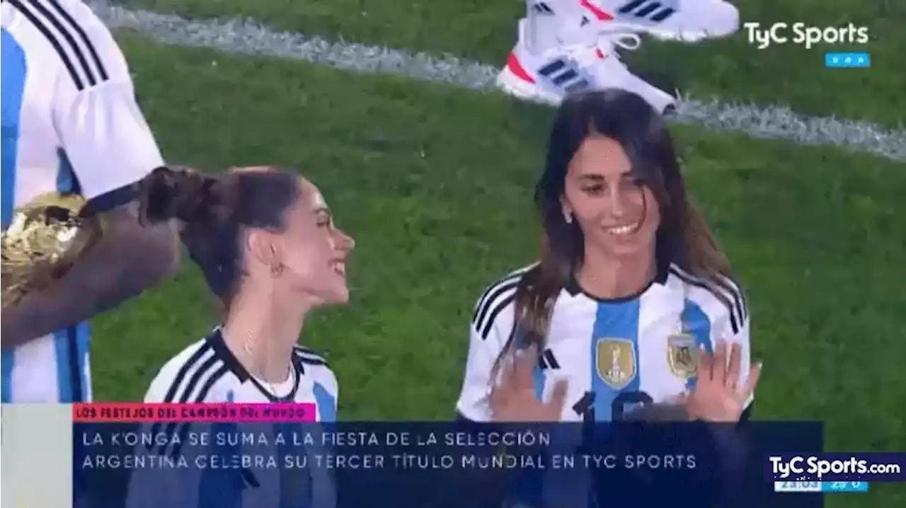 Tini Stoessel, en los festejos de la Selección Argentina: el saludo con Antonela Roccuzzo en la vuelta olímpica - TyC Sports